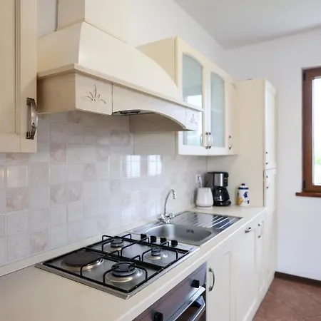 Holiday home Ena With Pool & Jacuzzi *
