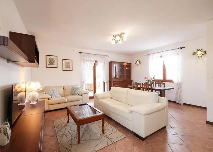 Ena With Pool & Jacuzzi 펜션