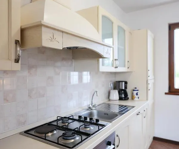 펜션 Ena With Pool & Jacuzzi *