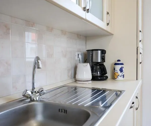 펜션 Ena With Pool & Jacuzzi *